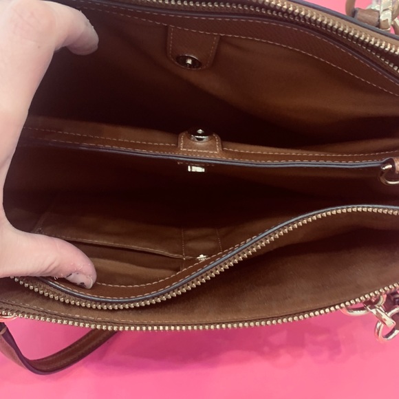 coach purse - Picture 2 of 5